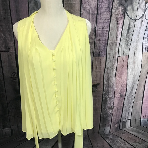 MM Couture Blouse - Picture 3 of 9